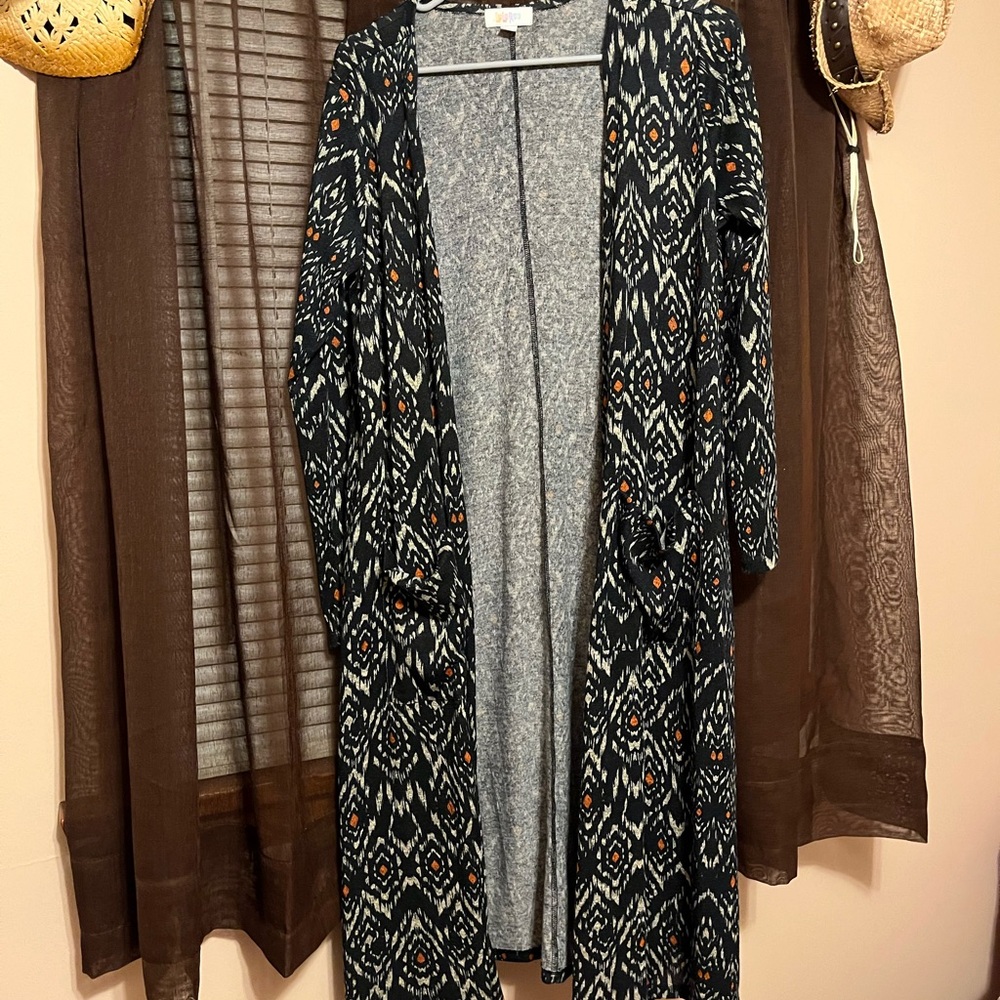 Stylish Black and Gray Women's Sweater